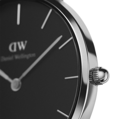 Petite Reading Black Silver