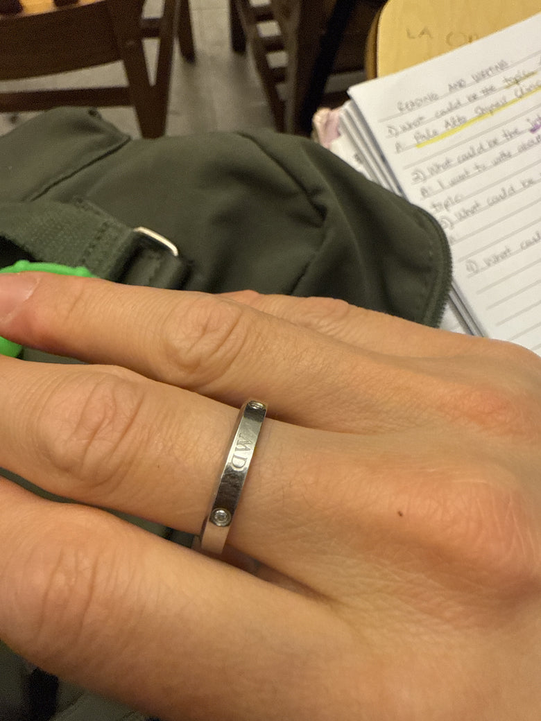 Photo from a customer review: 5 out of 5 stars, Cinthia