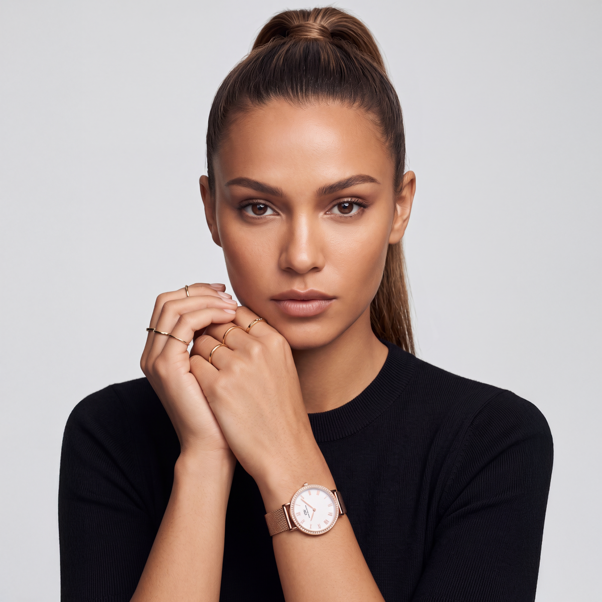 Round Analog Bezel Rose Gold
