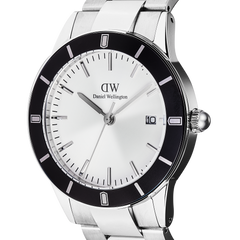 Iconic Paradigma Link Black Bezel